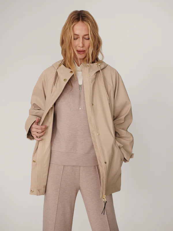 Varley Orlen Short Raincoat - Light Taupe