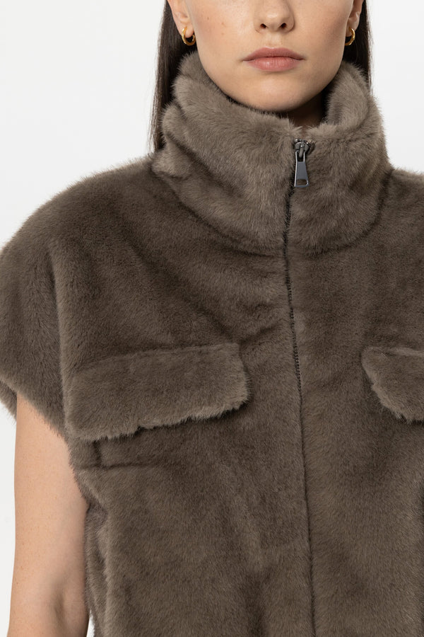 Luisa Cerano Fake Fur Gilet Sable