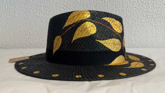 Sorena Sun Hat with golden printed leaves