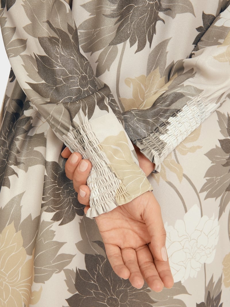 Rethink Together dress with smocking details Item no.: YC 21.06 W14 col. 127