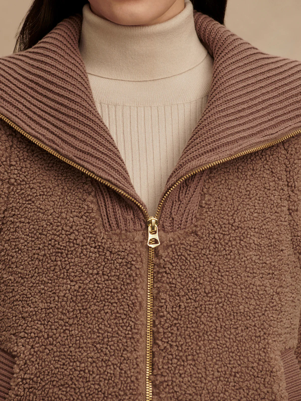 Varley Aspen Gilet in Ash Taupe