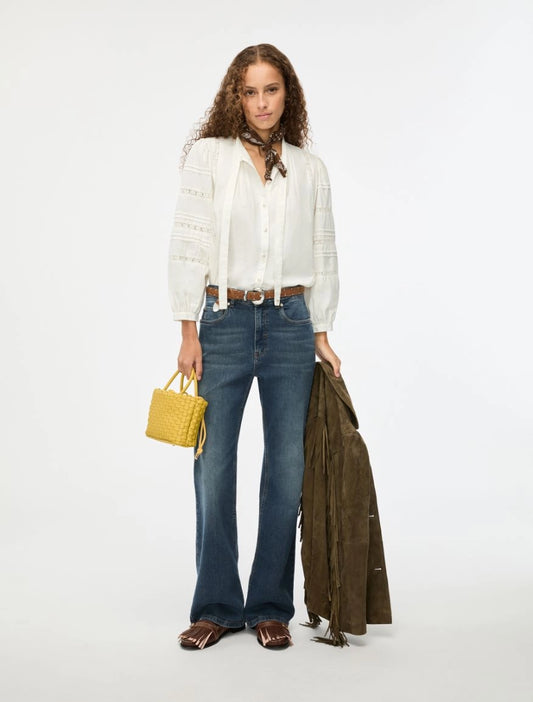 iBlues White Loose Fit Shirt. Iblghiamdola