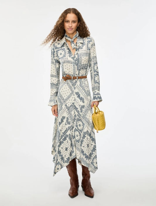 iBlues Figure-Skimming Dress in Ivory  iblacaici