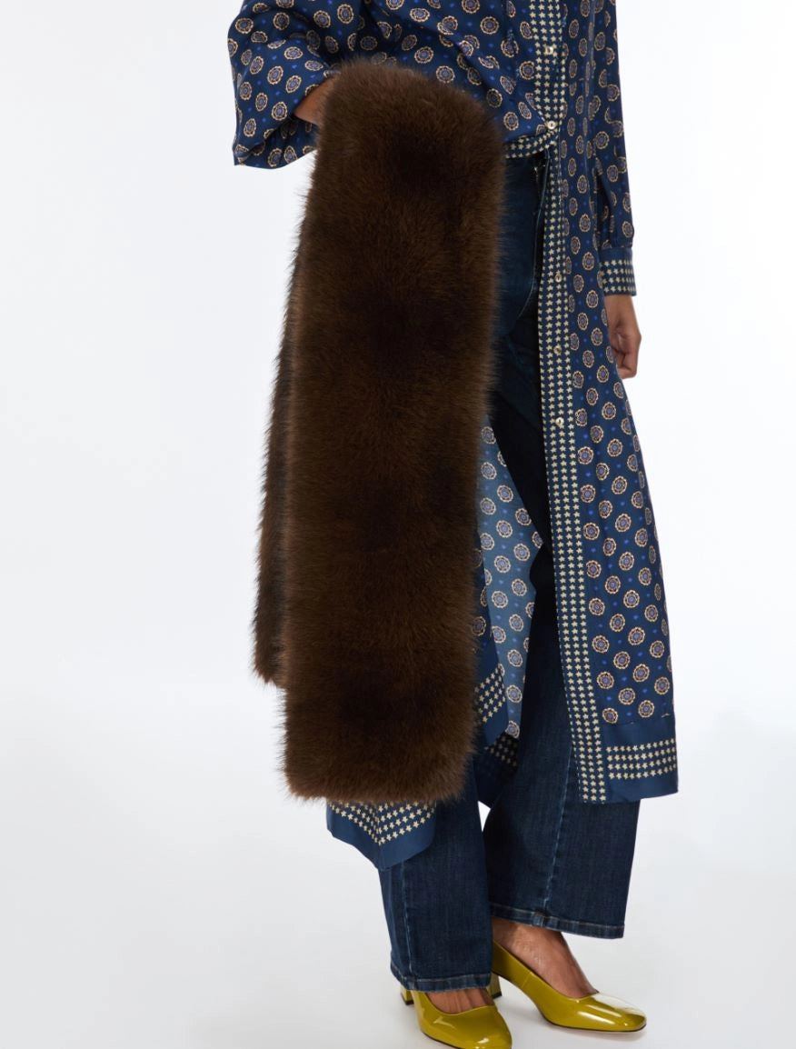 IBUES FLUFFY STOLE - BROWN