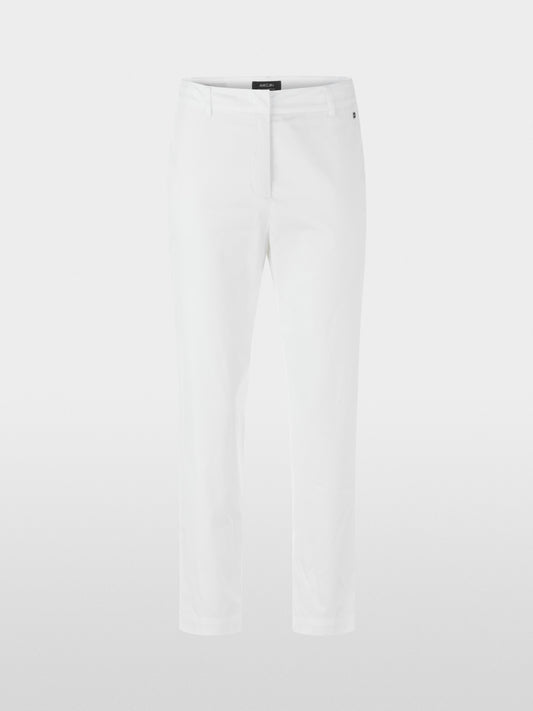 Marccain FRANCA trousers in 7/8 length  Item no.: AA 81.02 W05 col. 100
