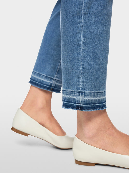 Marc Cain Silea Slim-Fit Jeans with Cropped Cut