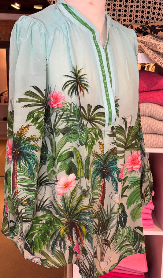 Inoa Pupper Silk Palm Green Blouse