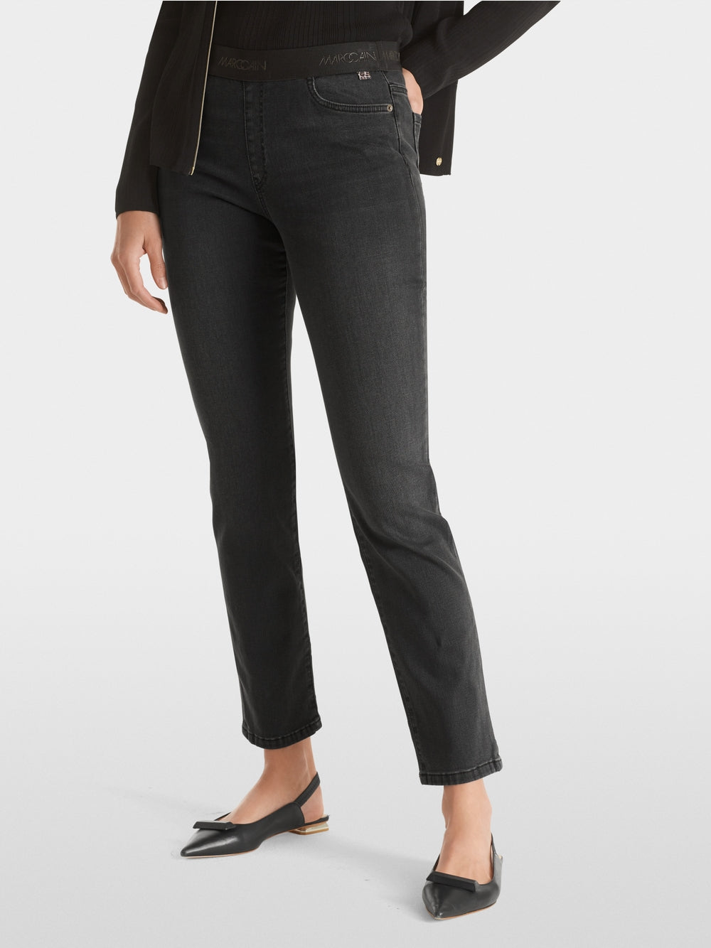 Marc Cain  Pull Up Jeans    Col Grey  P 82.05 D14