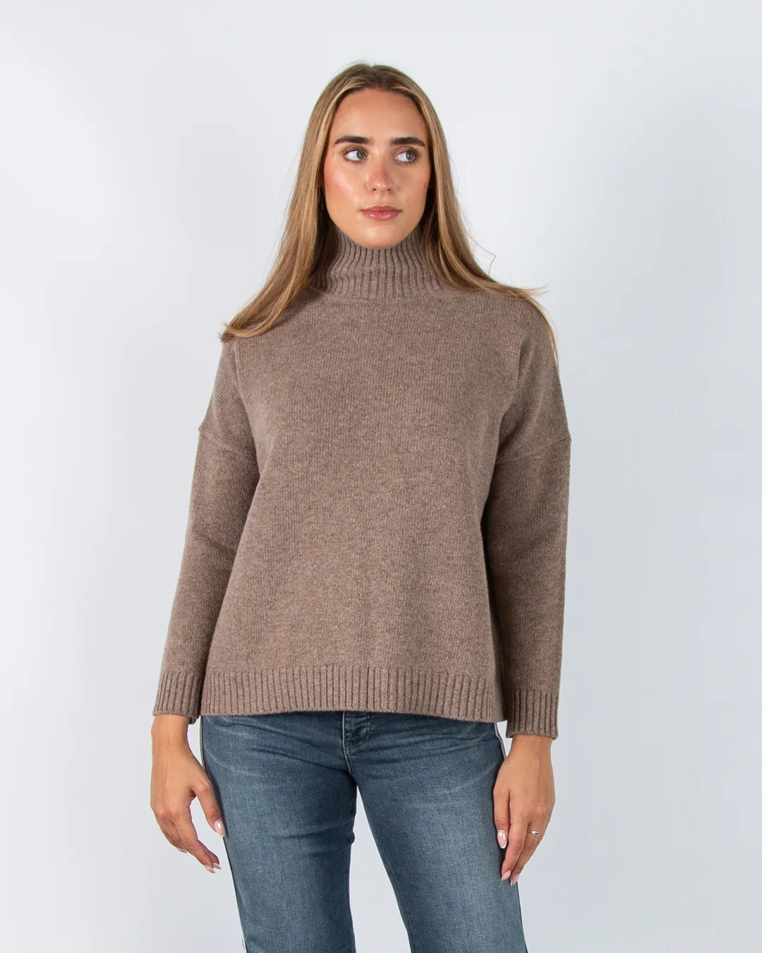 Weekend By Maxmara Borgia Turtle Neck Loose Bodied Wool Jumper  004 SKU: 0021609310