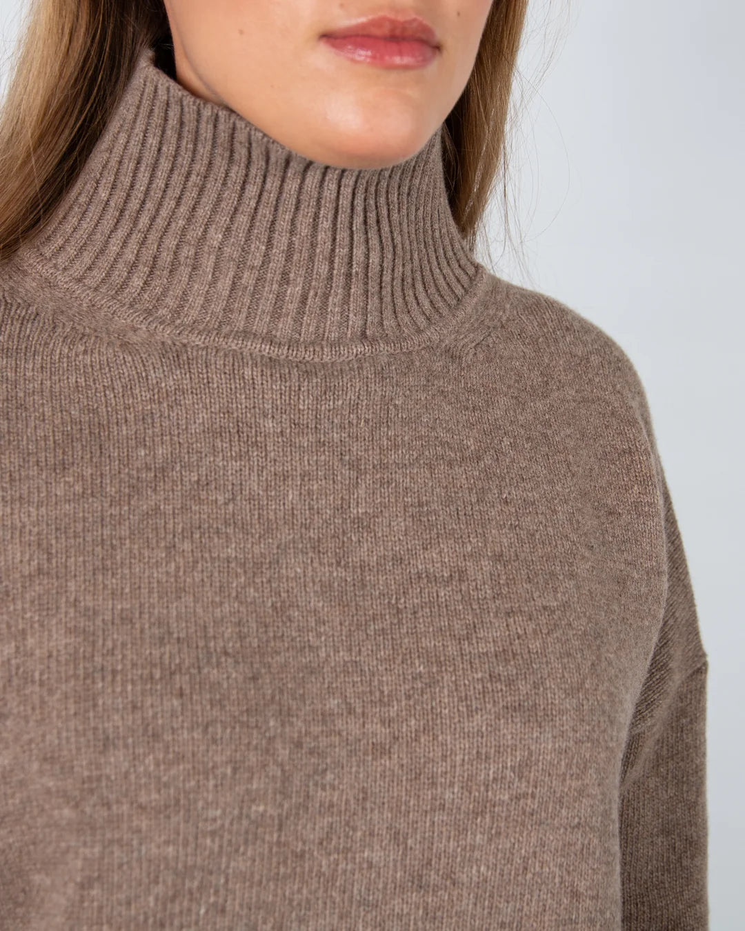 Weekend By Maxmara Borgia Turtle Neck Loose Bodied Wool Jumper  004 SKU: 0021609310
