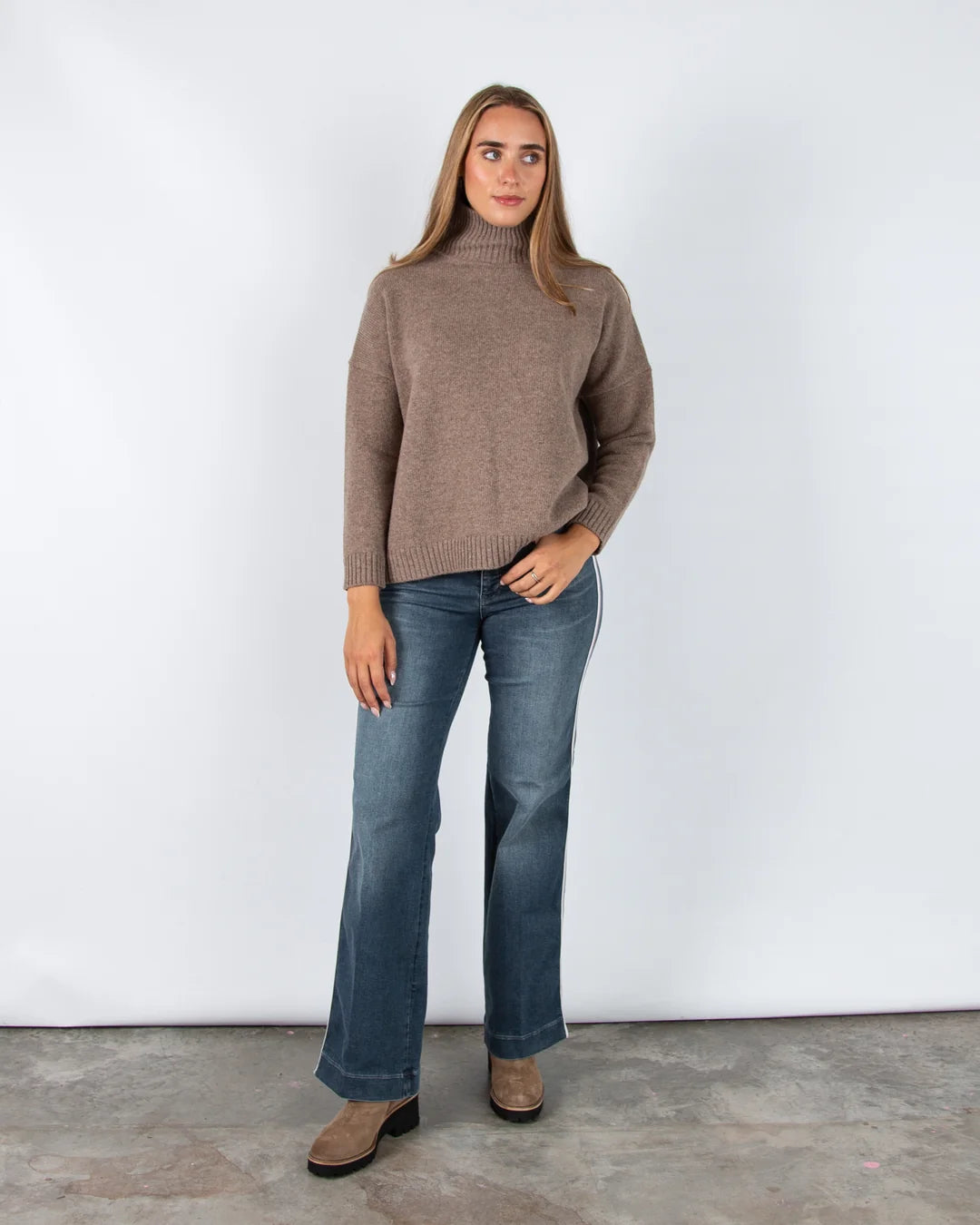 Weekend By Maxmara Borgia Turtle Neck Loose Bodied Wool Jumper  004 SKU: 0021609310