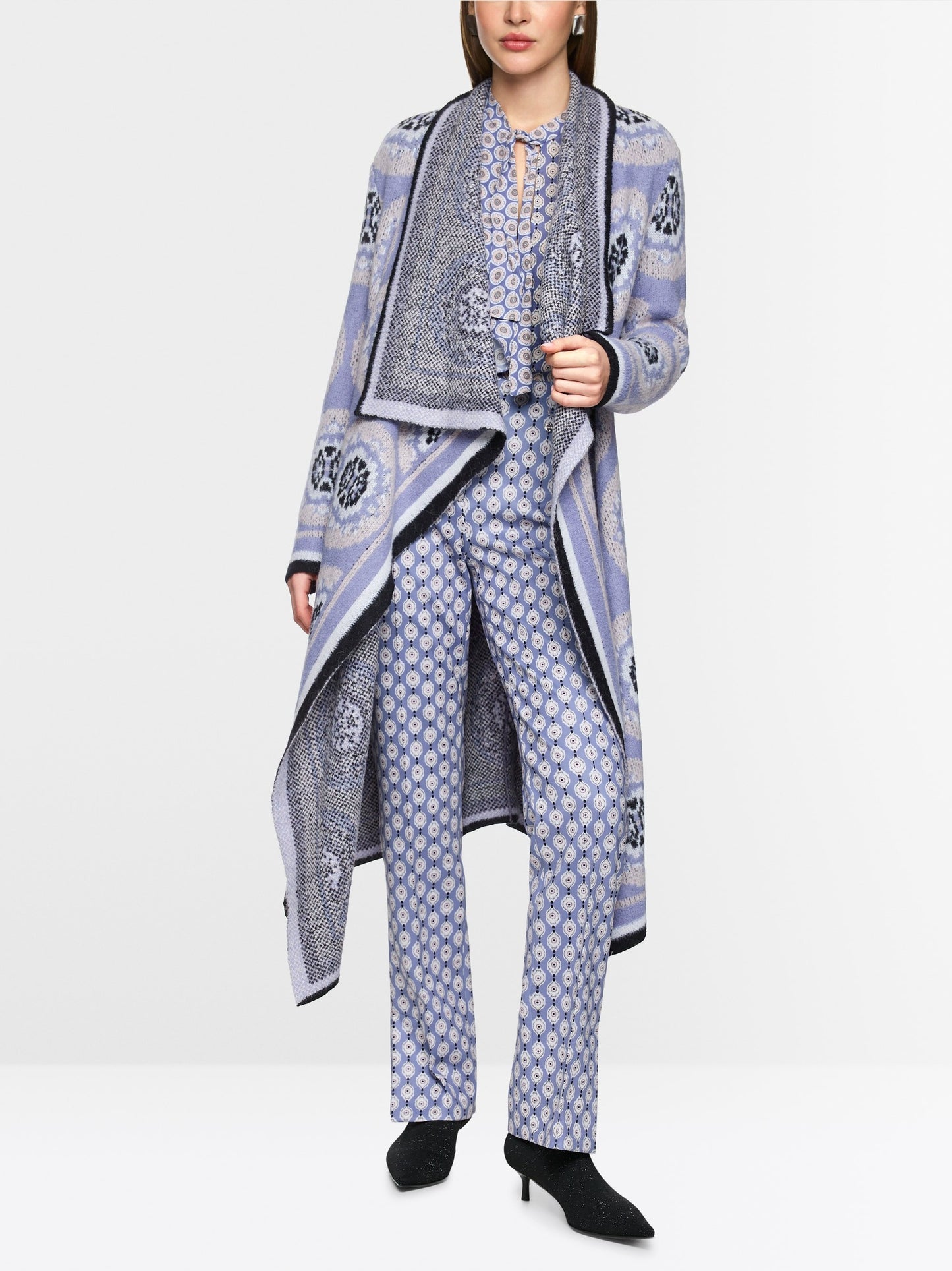 Marc Cain Knitted Germany Coat ZC 11.07 M09