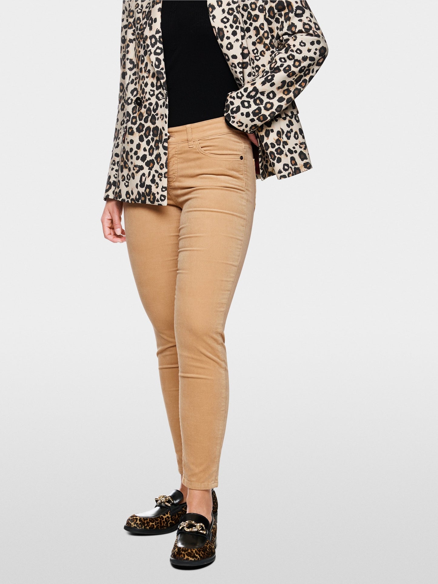 MarcCain SILVI low waist slim fit trousers ZC 81.02 W48